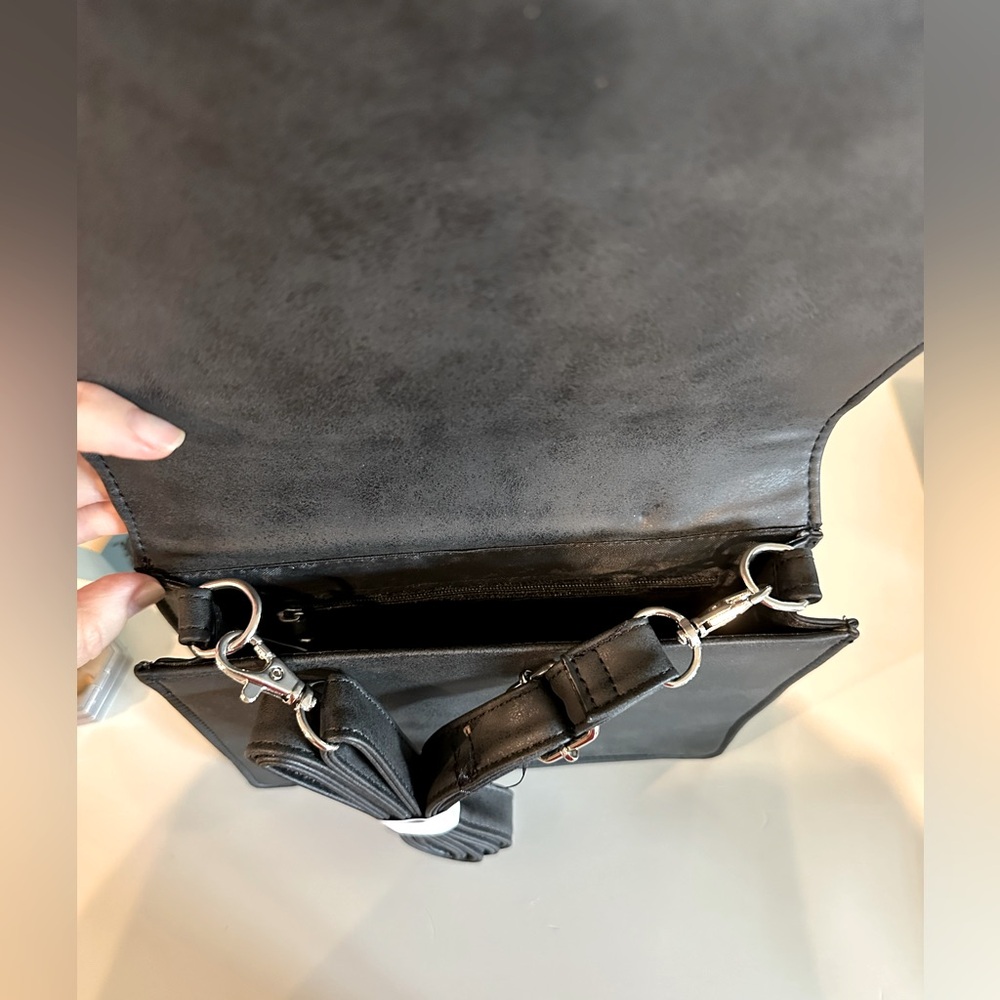 Black NWOT Crossbody Bag Designed to Look Like “Book of Witchcraft” - Picture 8 of 8